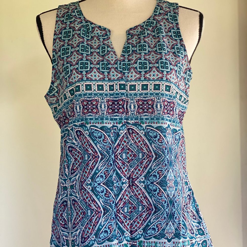 Geometric Pattern Button-Down Tank